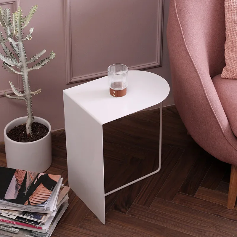 Luxury Living Room Sofa Side Table Colorful Modern Iron Art Creative Corner End Table Nordic Bedside Nightstand Coffee Table
Luxury Living Room Sofa Side Table Colorful Modern Iron Art Creative Corner End Table Nordic Bedside Nightstand Coffee Table