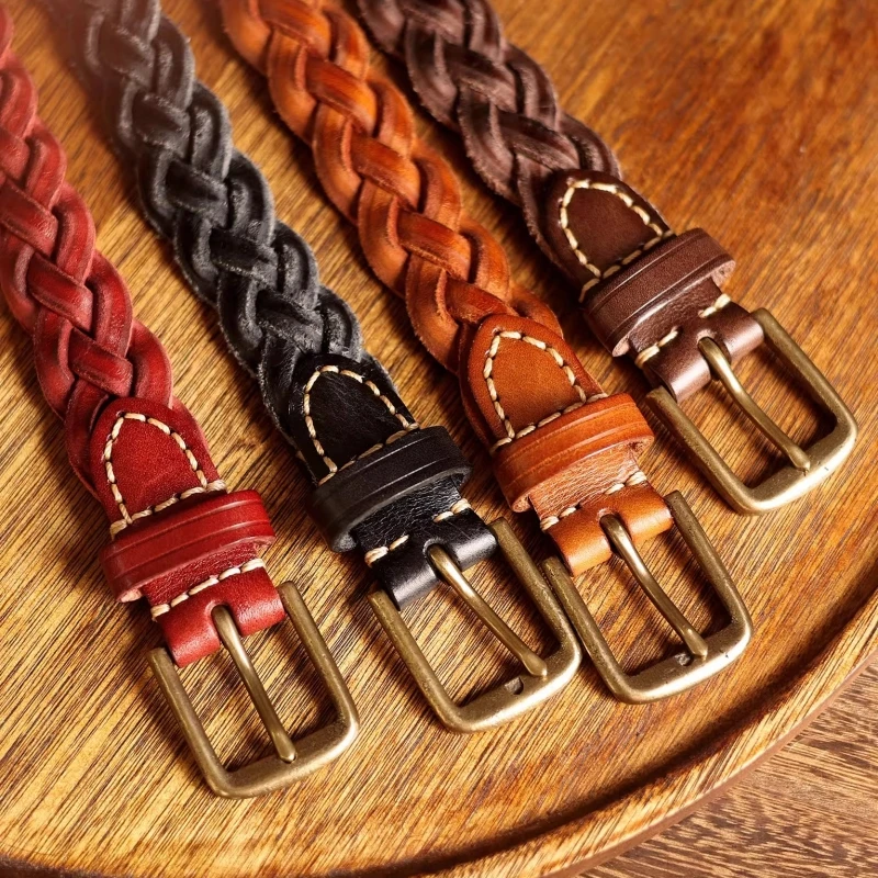 Designer Handwoven Vegetable Tanned Cowhide Hand-woven Men's Casual Belt Retro Bronze Buckle Genuine Leather Jeans Belt
Designer Handwoven Vegetable Tanned Cowhide Hand-woven Men's Casual Belt Retro Bronze Buckle Genuine Leather Jeans Belt