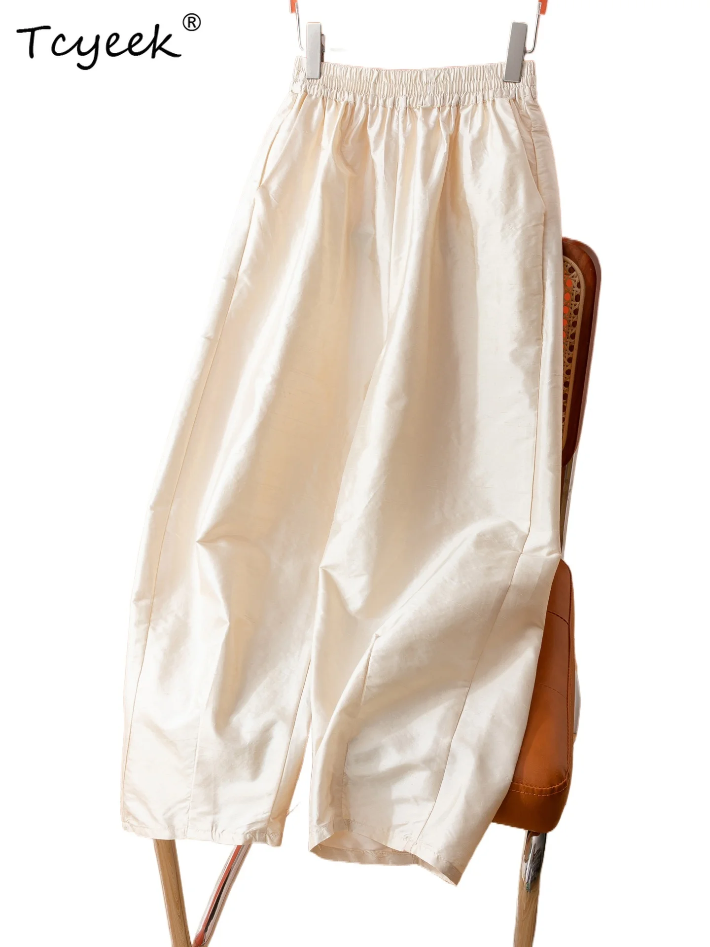 Tcyeek 100% Natural Mulberry Silk Woman Pants Summer Clothes Elastic Waist Casual Harem Pants Women Streetwear Pantalones Mujer
Tcyeek 100% Natural Mulberry Silk Woman Pants Summer Clothes Elastic Waist Casual Harem Pants Women Streetwear Pantalones Mujer