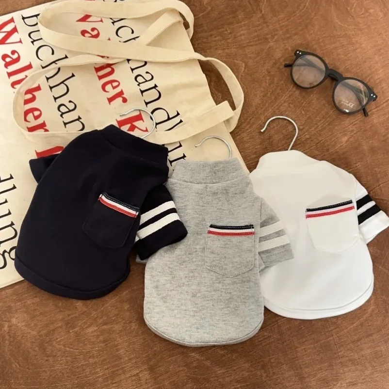 Fashion Pet Warm Pocket Sweatshirt Dog Striped Clothing Teddy Soft Bottoming Shirt Small to Medium Dog Winter Vest Puppy Coat
Fashion Pet Warm Pocket Sweatshirt Dog Striped Clothing Teddy Soft Bottoming Shirt Small to Medium Dog Winter Vest Puppy Coat
