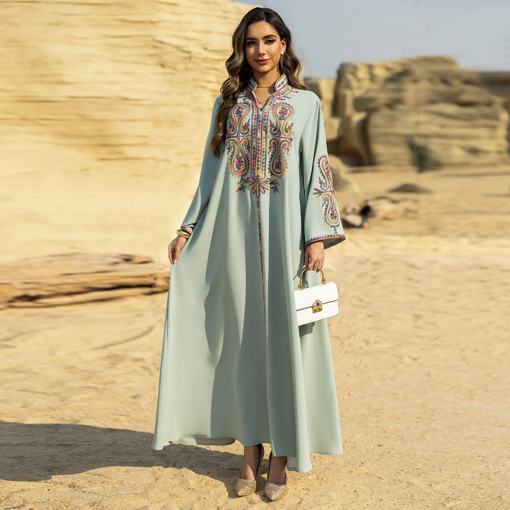 Embroidery Abaya Women Muslim Party Dress Eid Ramadan Dubai Kaftan Turkey Robe Marocain Femme Musulmane Vestidos Islam Jalabiya
Embroidery Abaya Women Muslim Party Dress Eid Ramadan Dubai Kaftan Turkey Robe Marocain Femme Musulmane Vestidos Islam Jalabiya