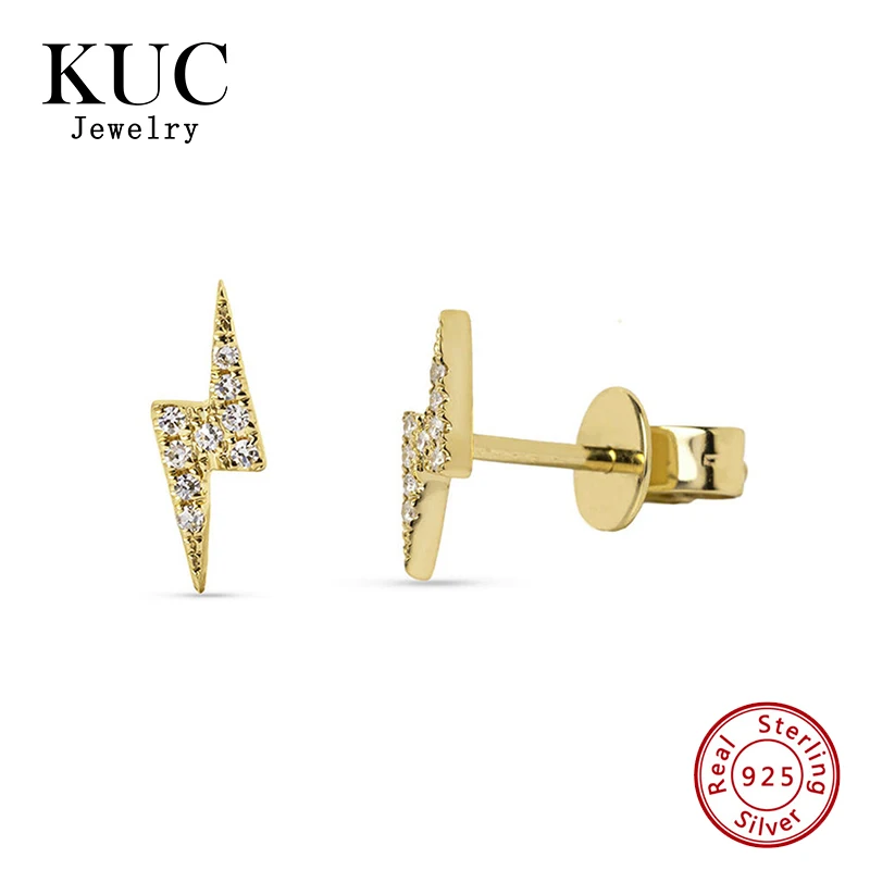 18K Gold Plating Dainty Minimalist 925 Sterling Silver Naya Lightning Shape Zircon Stud Earrings
18K Gold Plating Dainty Minimalist 925 Sterling Silver Naya Lightning Shape Zircon Stud Earrings