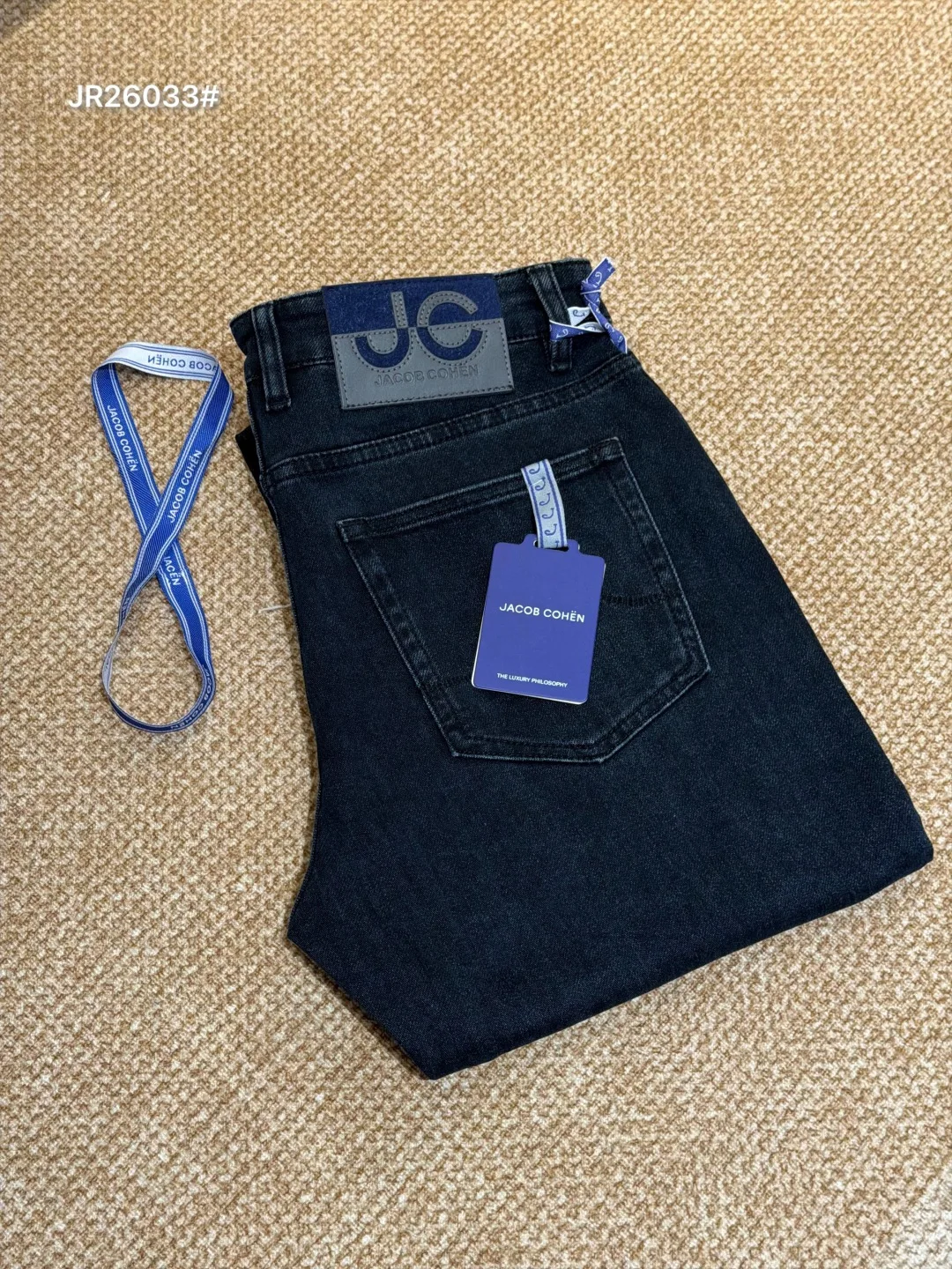 OECHSLI Jeans Thick Cotton Men 2026 Autumn Winter new embroidery elasticity fashion quality casual Big size 30-40 long Pants
OECHSLI Jeans Thick Cotton Men 2026 Autumn Winter new embroidery elasticity fashion quality casual Big size 30-40 long Pants