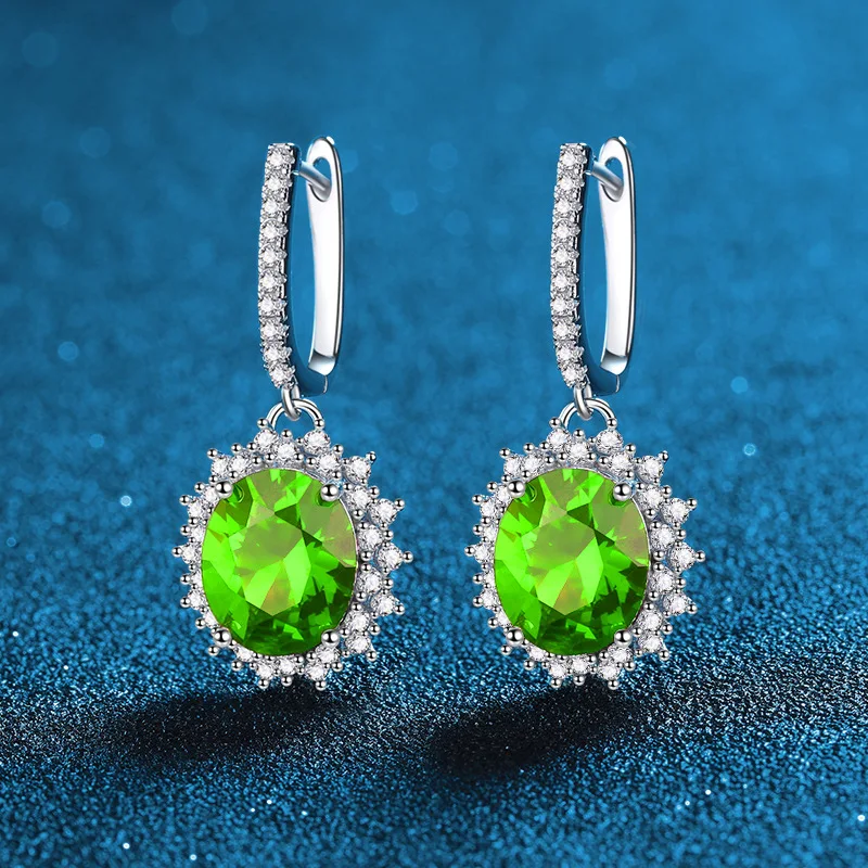 European and American PT950 Platinum Artificially Cultivated Gemstone Dove Blood Green Blue Earrings Female Full Diamond
European and American PT950 Platinum Artificially Cultivated Gemstone Dove Blood Green Blue Earrings Female Full Diamond