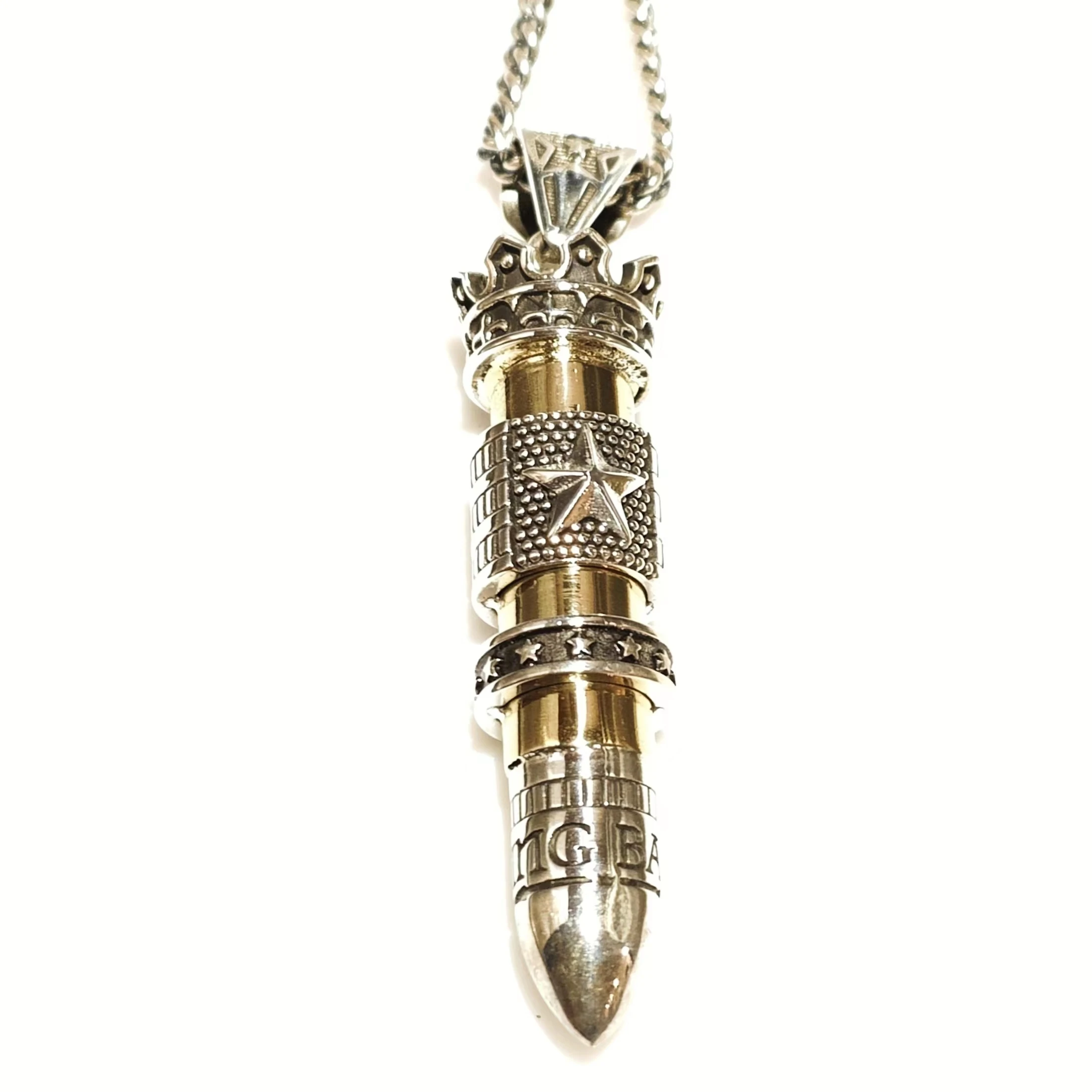 European and American men's and women's trendy cool and handsome pure silver punk pentagram bullet pendant necklace
European and American men's and women's trendy cool and handsome pure silver punk pentagram bullet pendant necklace