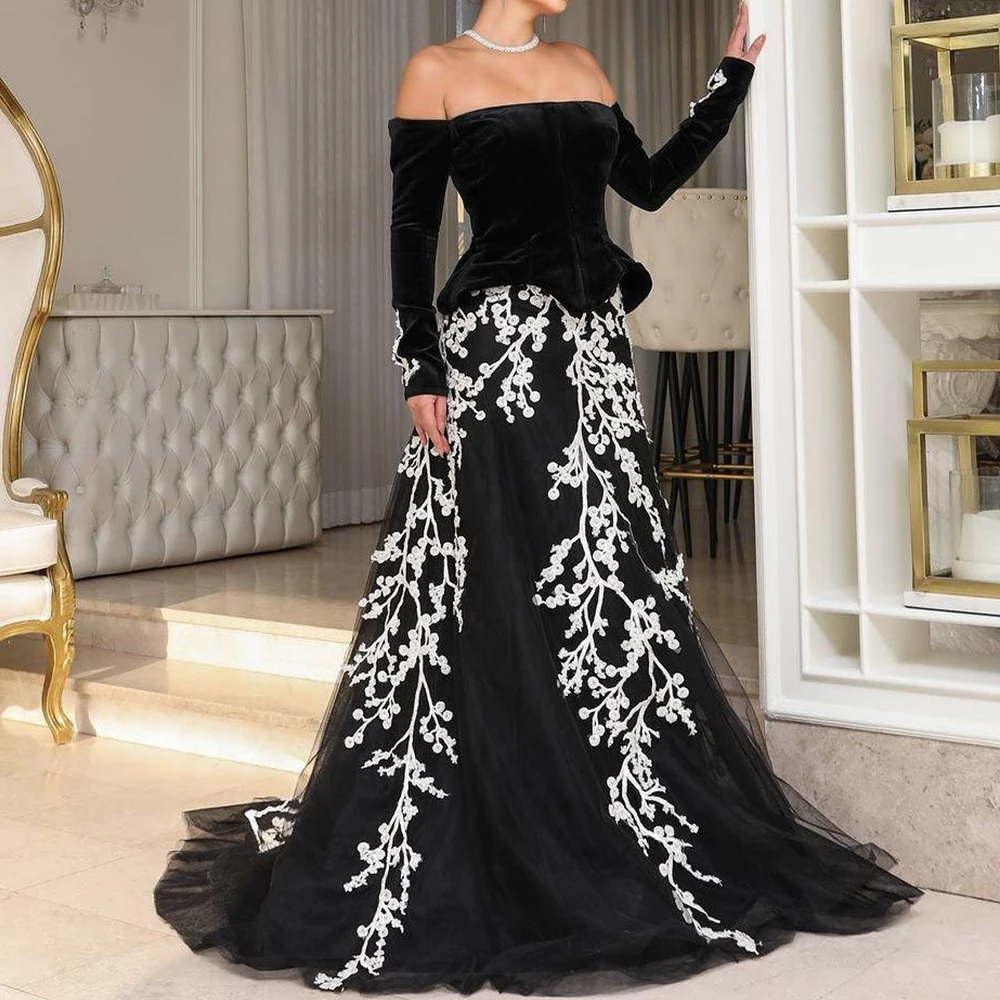 Customized Elegant Off the Shoulder Tulle Evening Dress Temperament A-Line Boat Neck Long Sleeves Floor Length Celebrity Gowns
Customized Elegant Off the Shoulder Tulle Evening Dress Temperament A-Line Boat Neck Long Sleeves Floor Length Celebrity Gowns
