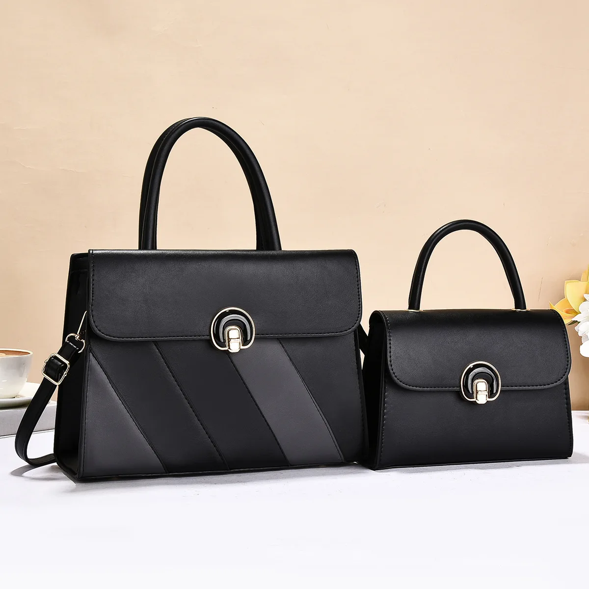 Euro-American Trendy Sophisticated Bag - Women's Fall Winter New Color-Blocked Patchwork Fashion 2-in-1 Top-Handle Crossbody Bag
Euro-American Trendy Sophisticated Bag - Women's Fall Winter New Color-Blocked Patchwork Fashion 2-in-1 Top-Handle Crossbody Bag