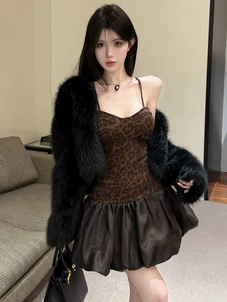 Sexy Leopard Print Patchwork Tube Top Dress Women's Fashion High Waist Puffy Skirt Korean Style Commute Spring Autumn Short S...
Sexy Leopard Print Patchwork Tube Top Dress Women's Fashion High Waist Puffy Skirt Korean Style Commute Spring Autumn Short S...
