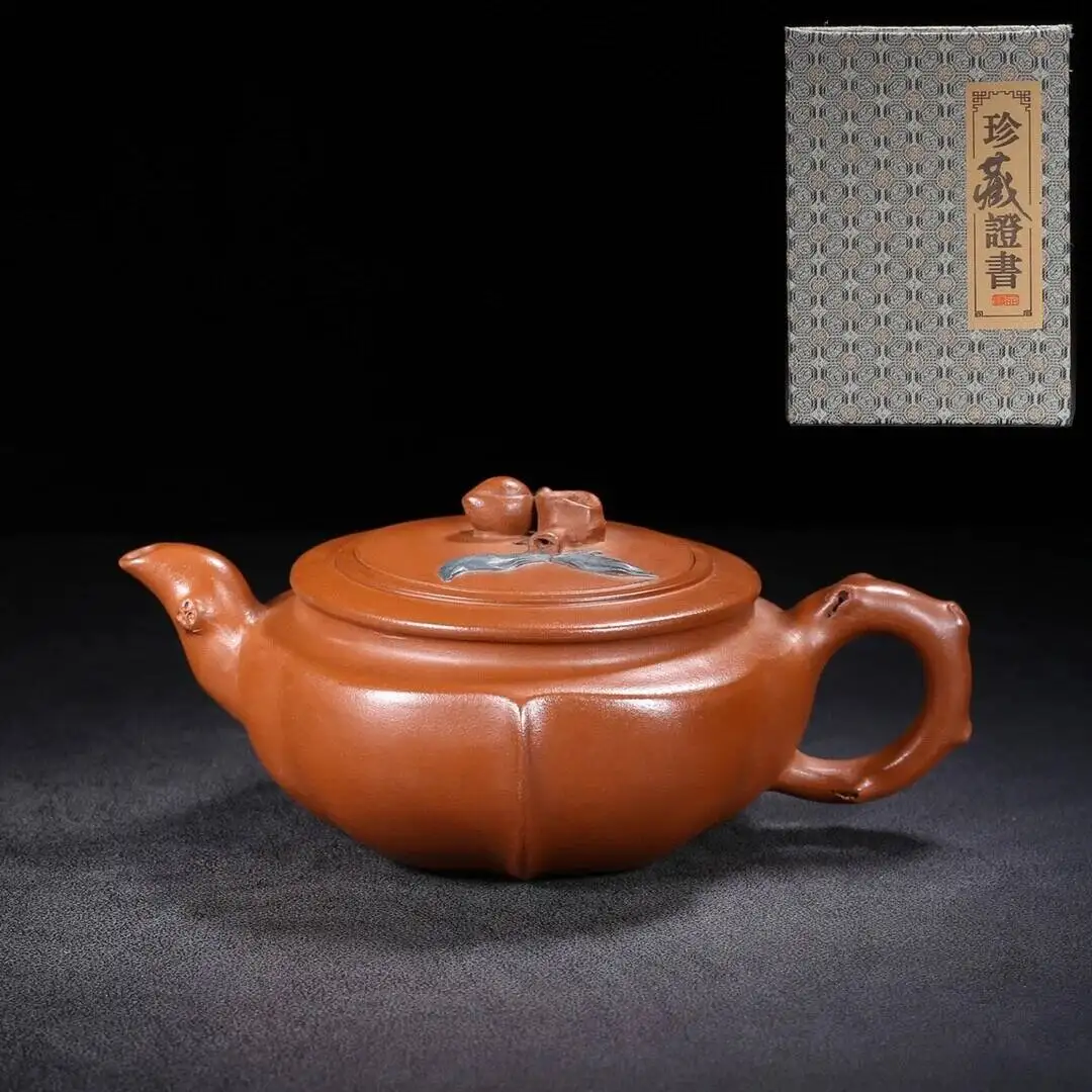 Chinese Yixing Zisha Clay Handcrafted Exquisite Shoutao Mountain Teapot 380CC
Chinese Yixing Zisha Clay Handcrafted Exquisite Shoutao Mountain Teapot 380CC