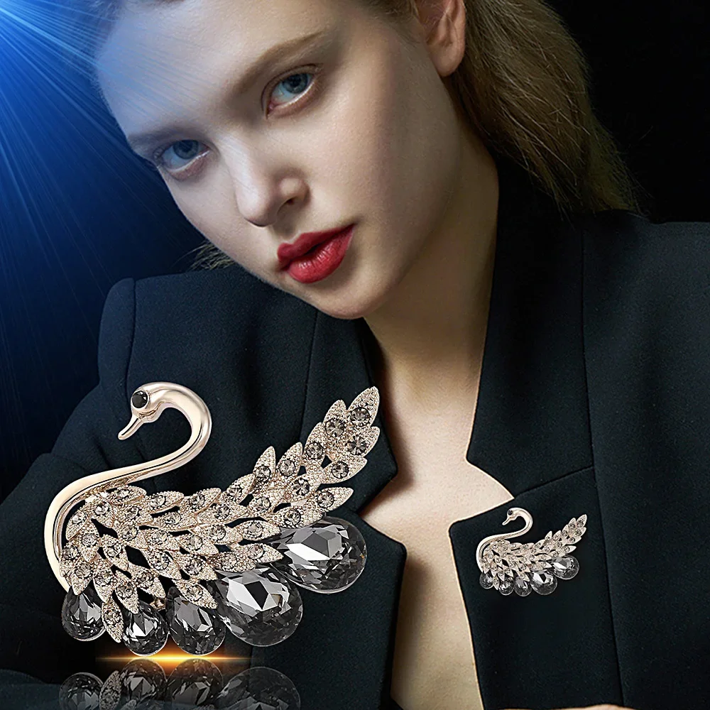 Temperament Crystal Swan Bird Brooch for Women Elegant Charm Animal Brooches Ladies Clothes Decorative Accessory Lapel Pin
Temperament Crystal Swan Bird Brooch for Women Elegant Charm Animal Brooches Ladies Clothes Decorative Accessory Lapel Pin