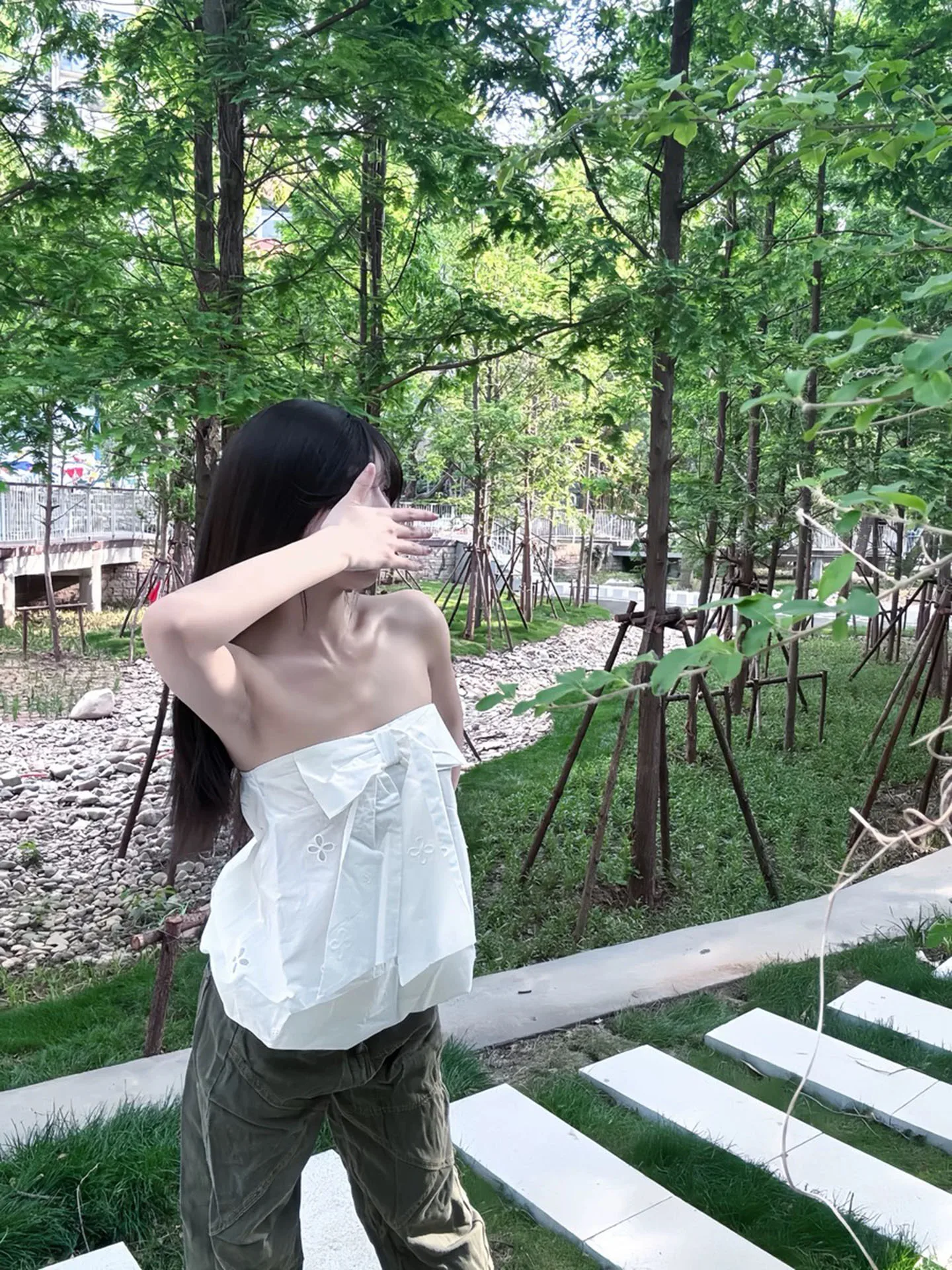 Pure White Summer Floral Print Loose Fit Vest Top Women's Casual Breathable Cotton Blend Fashionable Outerwear Shirt
Pure White Summer Floral Print Loose Fit Vest Top Women's Casual Breathable Cotton Blend Fashionable Outerwear Shirt