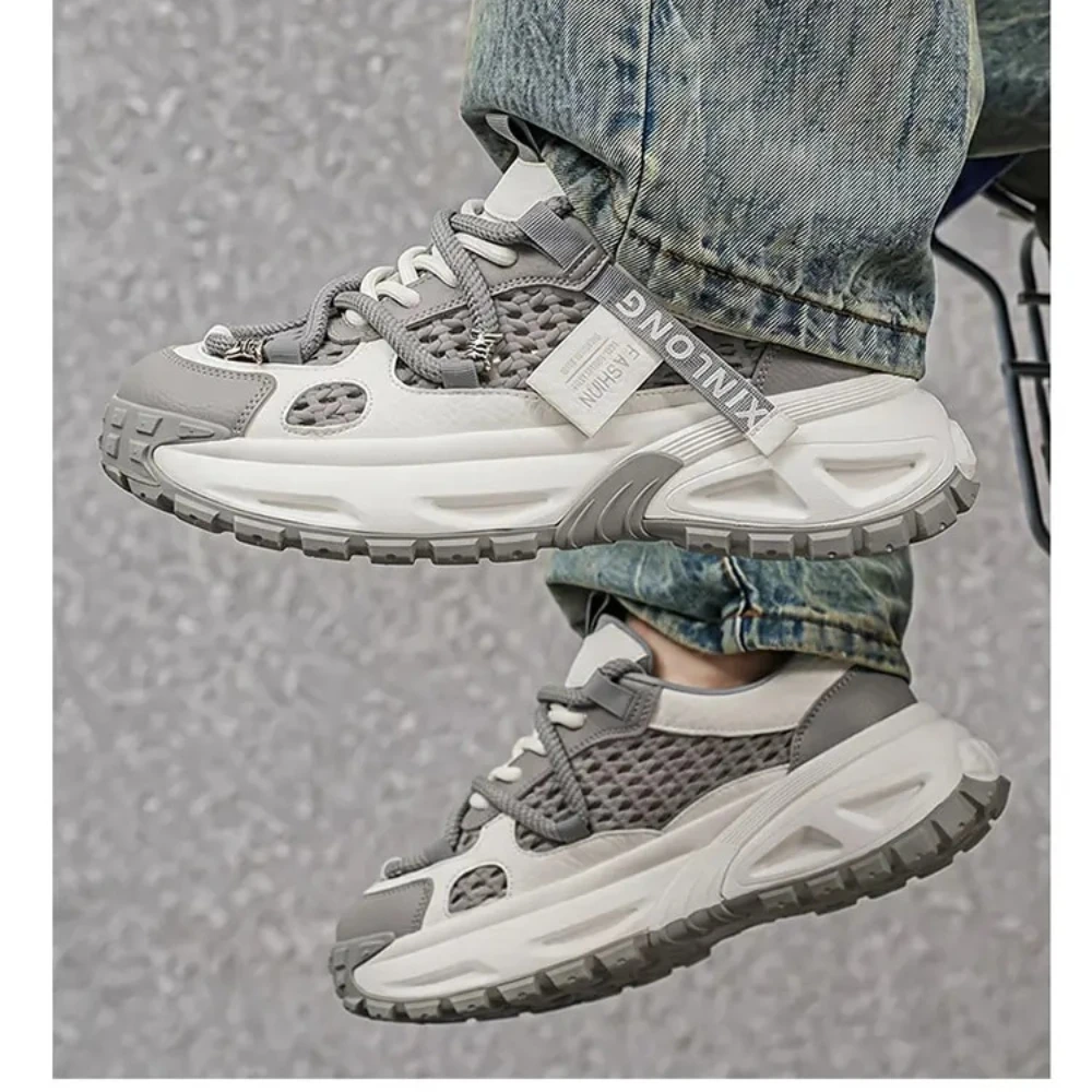 Men's summer hot selling large mesh breathable soft sole sports and leisure dad shoes
Men's summer hot selling large mesh breathable soft sole sports and leisure dad shoes