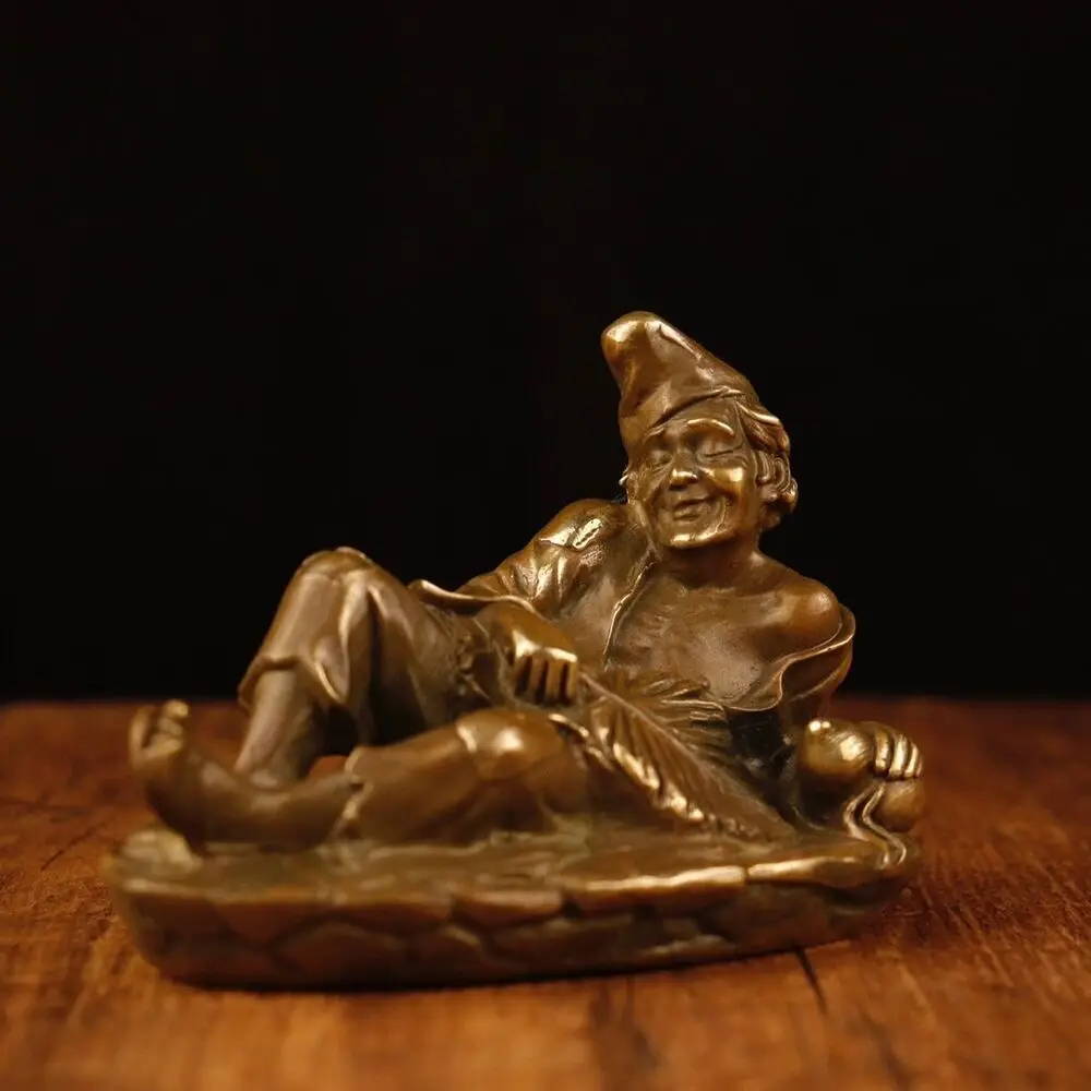 Living Buddha Ji Gong Bronze Antique Figures Buddha Statue Ornaments
Living Buddha Ji Gong Bronze Antique Figures Buddha Statue Ornaments