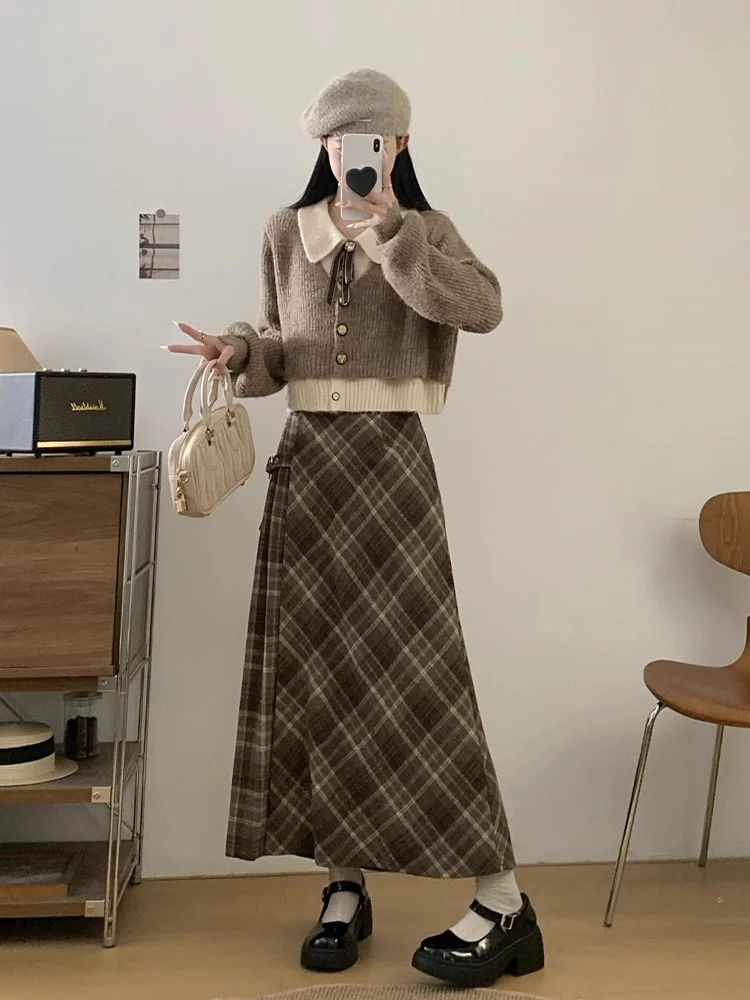 Early Autumn Neck Plaid Skirt Set Women's Gentle Style plus Size Fake Two-Piece Top Bottom Ensemble Breathable Comfortable
Early Autumn Neck Plaid Skirt Set Women's Gentle Style plus Size Fake Two-Piece Top Bottom Ensemble Breathable Comfortable