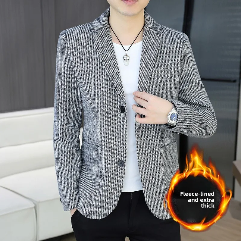 Мужской модный утепленный флисом осенне-зимний костюм: приталенный однобортный пиджак в городском стиле с длинными рукавами, цветной
Мужской модный утепленный флисом осенне-зимний костюм: приталенный однобортный пиджак в городском стиле с длинными рукавами, цветной