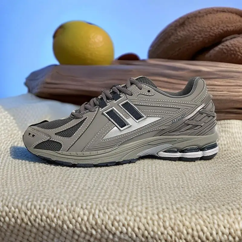 Classic retro athleisure shoes, versatile, breathable, dad shoes, men's and women's shoes sneakers
Classic retro athleisure shoes, versatile, breathable, dad shoes, men's and women's shoes sneakers