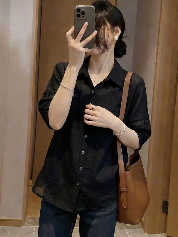 Elegant Black V-Neck Short Sleeve Women's Shirt Summer 2026 New plus Size Cover Belly Chiffon Top Korean Style Loose Fit
Elegant Black V-Neck Short Sleeve Women's Shirt Summer 2026 New plus Size Cover Belly Chiffon Top Korean Style Loose Fit