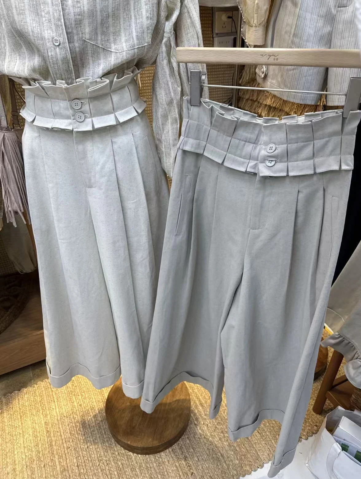 High Waist Wide Leg Pants Women's Casual Loose Pleated Earlet Lace Trim Design Spring 2026 Casual Pure Color Cotton Blend
High Waist Wide Leg Pants Women's Casual Loose Pleated Earlet Lace Trim Design Spring 2026 Casual Pure Color Cotton Blend