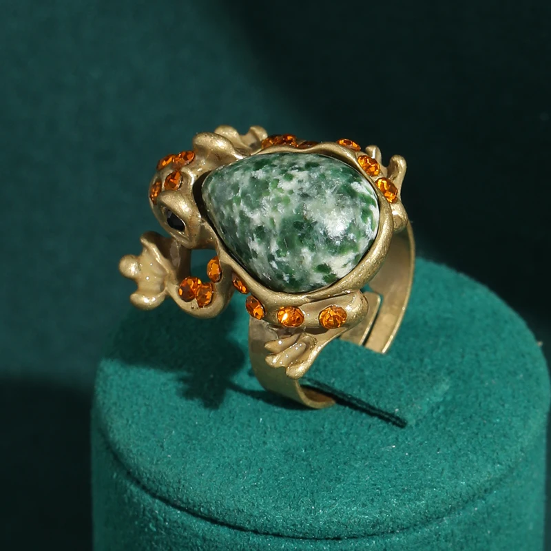 Vintage Toad Rings for Women Mossy Natural Stone Jewelry High Quality Carnival Party Gold Color Luxury Accessories 2026 Trends
Vintage Toad Rings for Women Mossy Natural Stone Jewelry High Quality Carnival Party Gold Color Luxury Accessories 2026 Trends