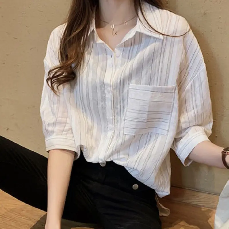 Women Summer Simplicity Loose Fashion Striped Cotton and Linen Polo-Neck Short Sleeve Shirts Ladies Casual All-match Trend Tops
Women Summer Simplicity Loose Fashion Striped Cotton and Linen Polo-Neck Short Sleeve Shirts Ladies Casual All-match Trend Tops