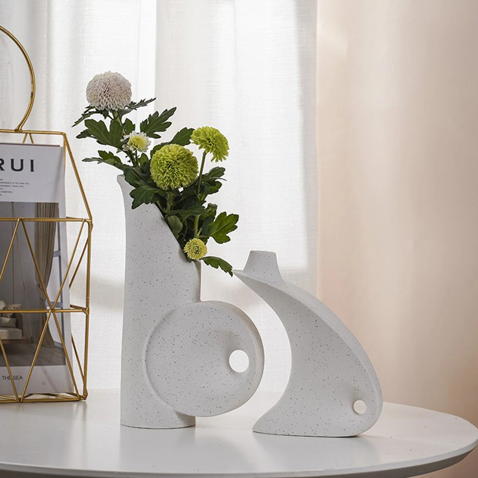 Nordic Creative Ceramic Vase Set Simple Light Luxury Home Decor Abstract Crafts Indoor Room Desktop Ornaments Accessories
Nordic Creative Ceramic Vase Set Simple Light Luxury Home Decor Abstract Crafts Indoor Room Desktop Ornaments Accessories