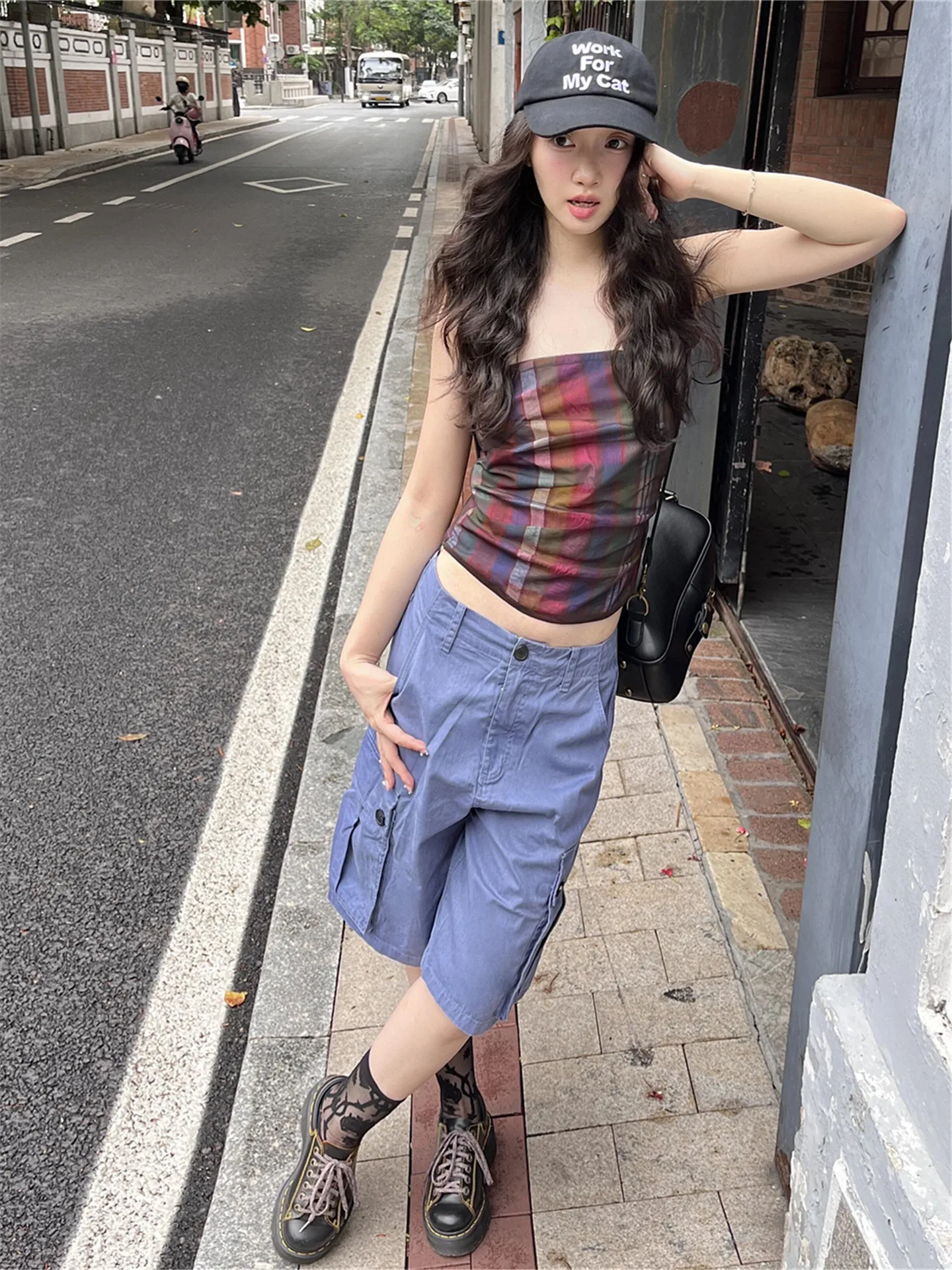 American Retro Five-Point Casual Cotton Denim High Waist Wide Leg Pants Women's Summer Loose Slimming Multi-Pocket Washed Design
American Retro Five-Point Casual Cotton Denim High Waist Wide Leg Pants Women's Summer Loose Slimming Multi-Pocket Washed Design