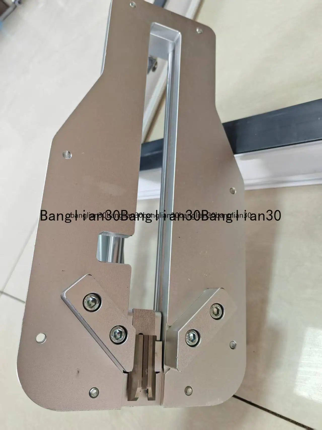 Aluminum Plastic Manual Flat Cleaning Portable Door and Window Window Frame Plane Corner Cleaning Machine Trimming Machine
Aluminum Plastic Manual Flat Cleaning Portable Door and Window Window Frame Plane Corner Cleaning Machine Trimming Machine