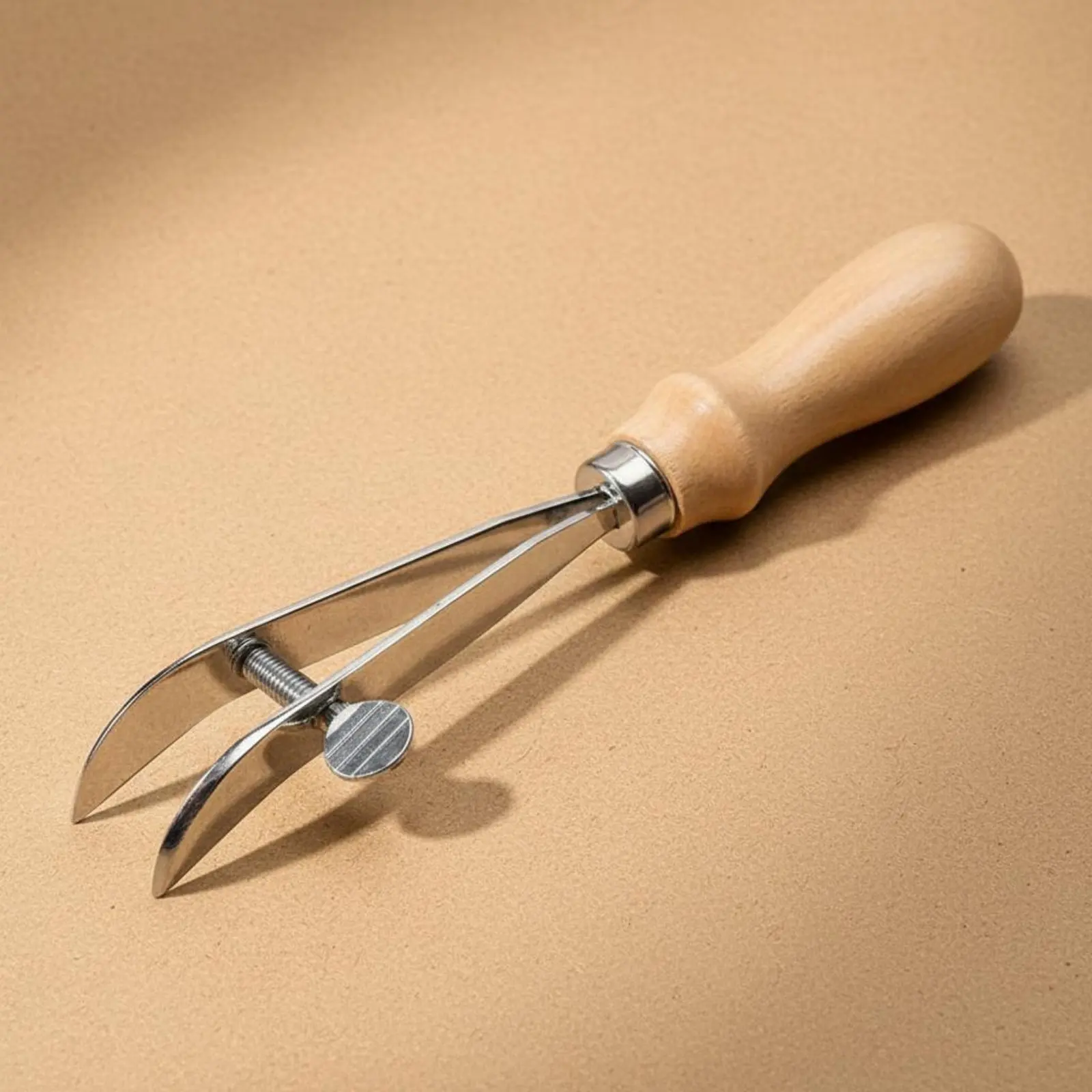 Leather Border Liner Professional Grade Leather Marking Tool Craft Supply Wooden Handle for Hobbyists
Leather Border Liner Professional Grade Leather Marking Tool Craft Supply Wooden Handle for Hobbyists