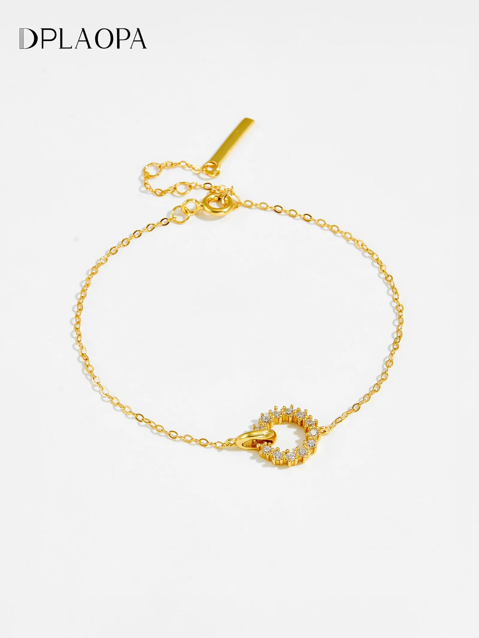 Женский браслет DPLAOPA из стерлингового серебра 925 пробы с золотым покрытием, двумя кругами из циркония, тонкая цепочка, роскошное ювелирное украшение для свадьбы или годовщины, подарок
Женский браслет DPLAOPA из стерлингового серебра 925 пробы с золотым покрытием, двумя кругами из циркония, тонкая цепочка, роскошное ювелирное украшение для свадьбы или годовщины, подарок