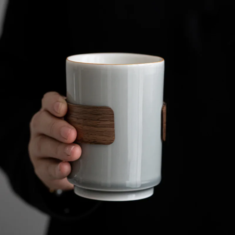 Wood waist Cup Japanese style simple ice gray smoky gray glaze ceramic cup large teacup Individual Single mug
Wood waist Cup Japanese style simple ice gray smoky gray glaze ceramic cup large teacup Individual Single mug