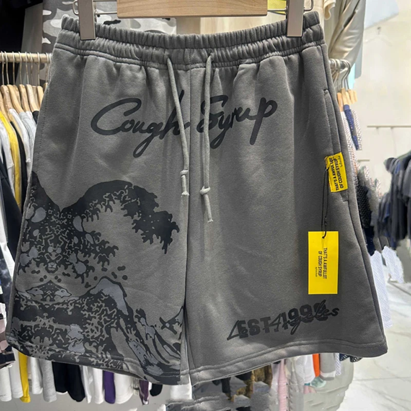 High Street THAT'S A AWFUL LOT OF COUGH SYRUP Casual Shorts American Style Trend Men's Loose Drawstring Sports Shorts
High Street THAT'S A AWFUL LOT OF COUGH SYRUP Casual Shorts American Style Trend Men's Loose Drawstring Sports Shorts