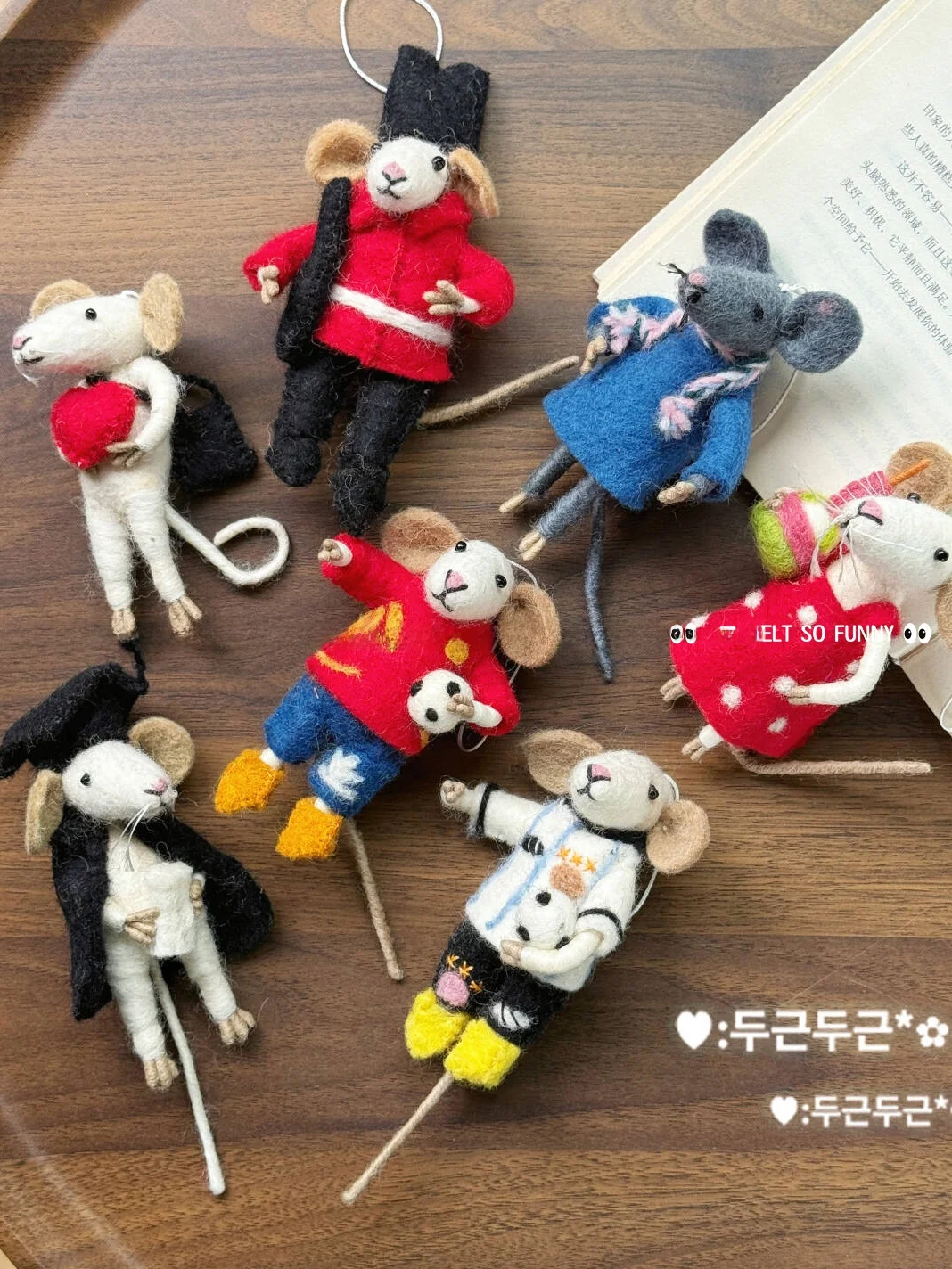 Handmade Wool Felt Cute King Mouse Pendant Bag Keychain Christmas New Year Gift Decoration Exquisite Craft Overseas Production
Handmade Wool Felt Cute King Mouse Pendant Bag Keychain Christmas New Year Gift Decoration Exquisite Craft Overseas Production