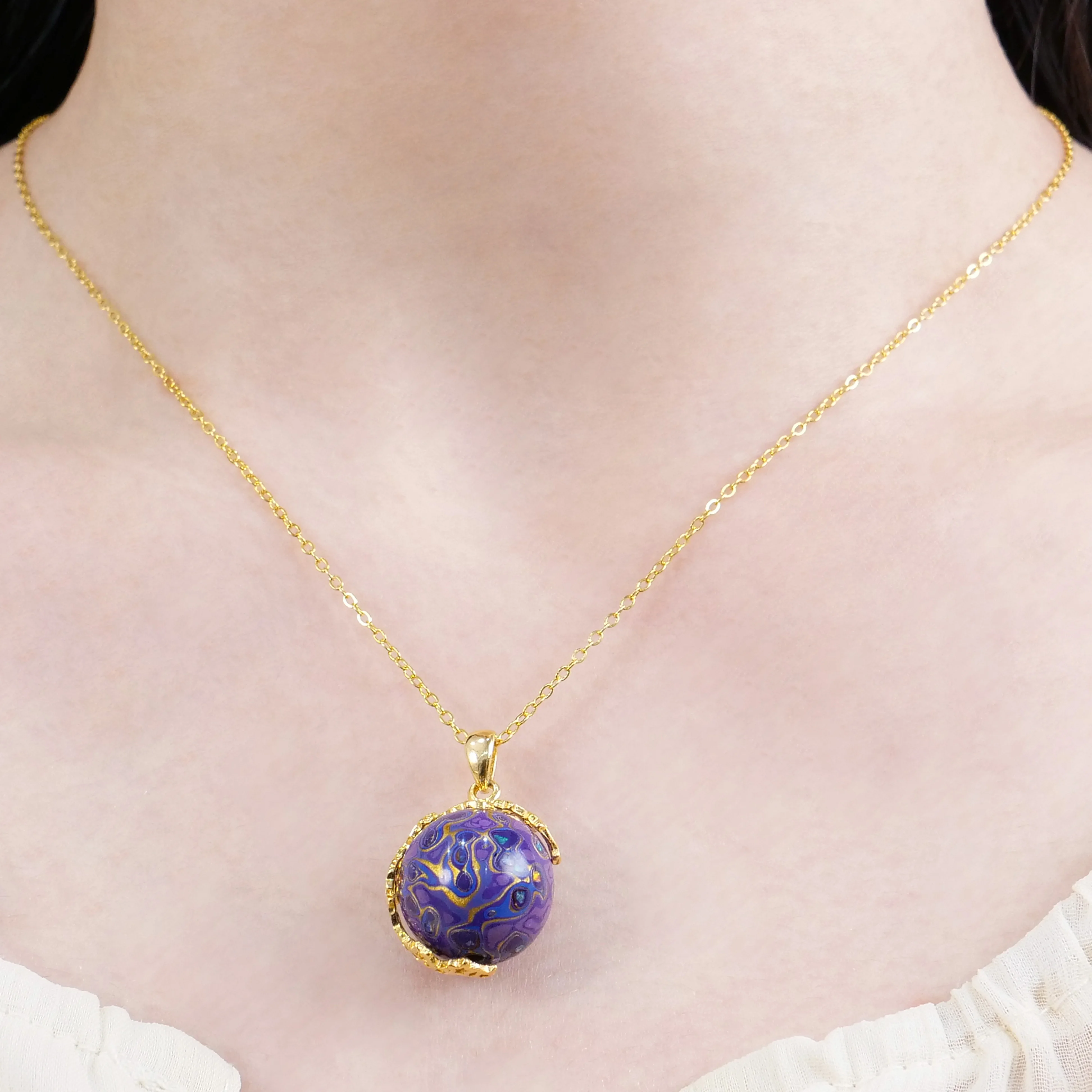 Purple lacquer beads light luxury with high-quality copper gilding, lacquer art, lacquer wood beads, women's pendant necklace
Purple lacquer beads light luxury with high-quality copper gilding, lacquer art, lacquer wood beads, women's pendant necklace