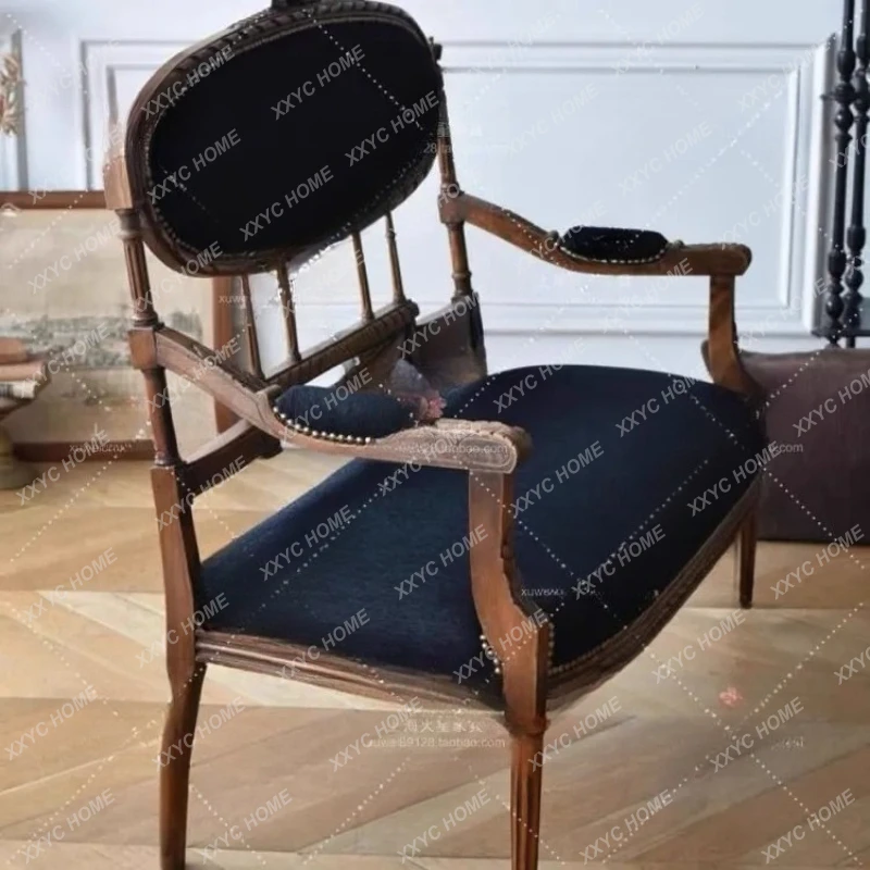 Lvintage solid wood fabric carved double sofa velvet home sofa
Lvintage solid wood fabric carved double sofa velvet home sofa