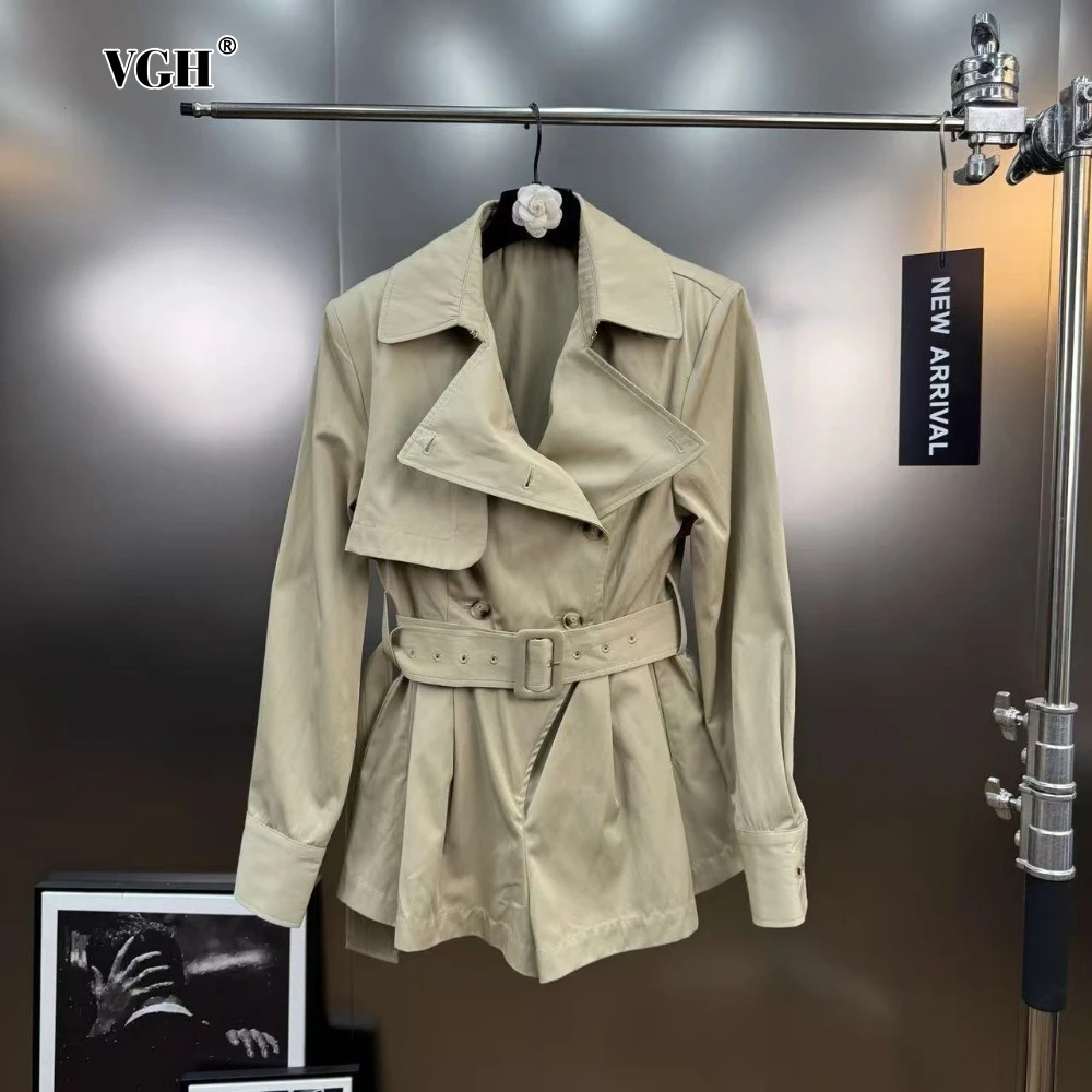 VGH Basics Fashion Shoulder Pad Playsuit for Women Lapel Long Sleeves Spliced Double Breasted Short Windbreaker Jumpsuit Female
VGH Basics Fashion Shoulder Pad Playsuit for Women Lapel Long Sleeves Spliced Double Breasted Short Windbreaker Jumpsuit Female