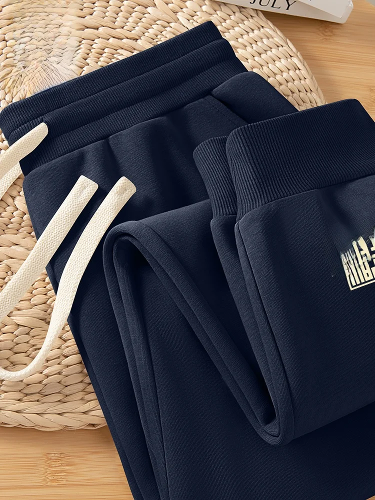 Мужские спортивные повседневные брюки весна 2026: Новые модные прямые джоггеры для подростков с манжетами из смесового хлопка
Мужские спортивные повседневные брюки весна 2026: Новые модные прямые джоггеры для подростков с манжетами из смесового хлопка