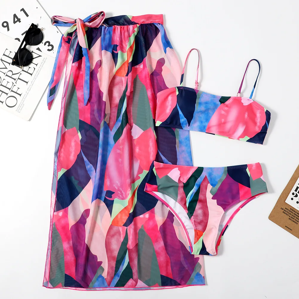 Sexy Bikini Three-piece Set Netting Print Ladies Swimsuit Separate Women's Underwear Spring Fashion Polyester Fabric
Sexy Bikini Three-piece Set Netting Print Ladies Swimsuit Separate Women's Underwear Spring Fashion Polyester Fabric
