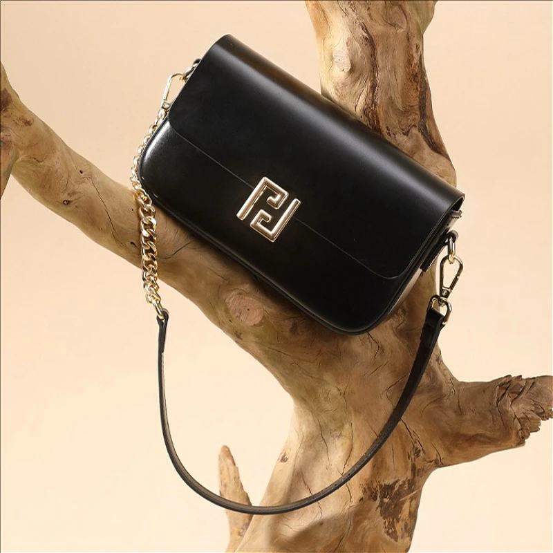 Women's Smooth Cowhide Leather Square Bag - Stylish Underarm Shoulder Crossbody Bag, Designer Handbag for Urban Travel Banquets
Women's Smooth Cowhide Leather Square Bag - Stylish Underarm Shoulder Crossbody Bag, Designer Handbag for Urban Travel Banquets