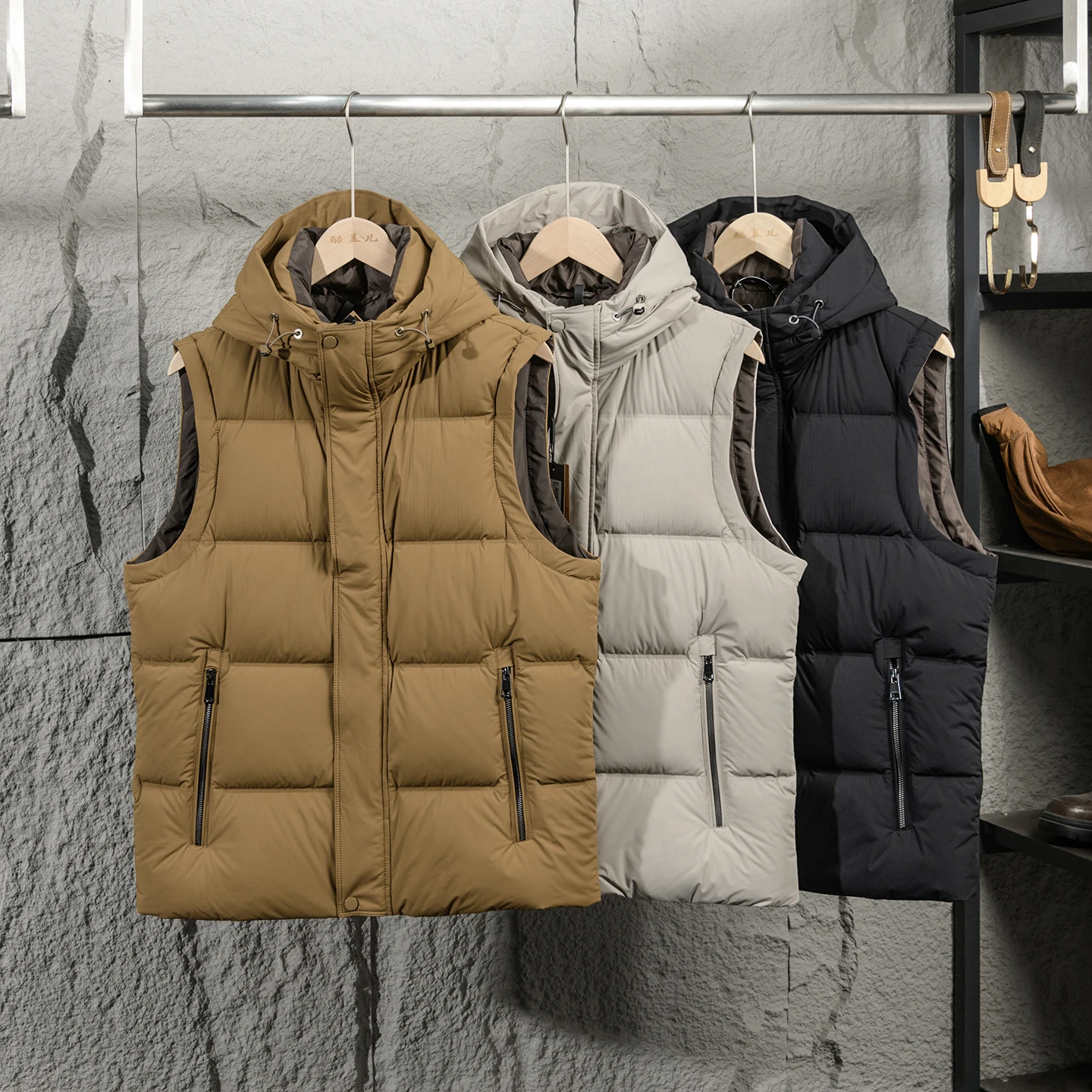 down Vest for Men Casual Autumn Winter Warmth Waterproof Fashionable Zipper Closure Standard Fit Youth Urban Style
down Vest for Men Casual Autumn Winter Warmth Waterproof Fashionable Zipper Closure Standard Fit Youth Urban Style