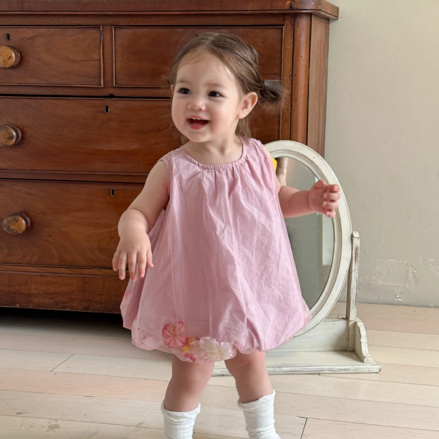 Children Clothing Girls Dress Summer 2025 New Children Mesh Vest Princess Dress Baby Girl Baby Clothes
Children Clothing Girls Dress Summer 2025 New Children Mesh Vest Princess Dress Baby Girl Baby Clothes