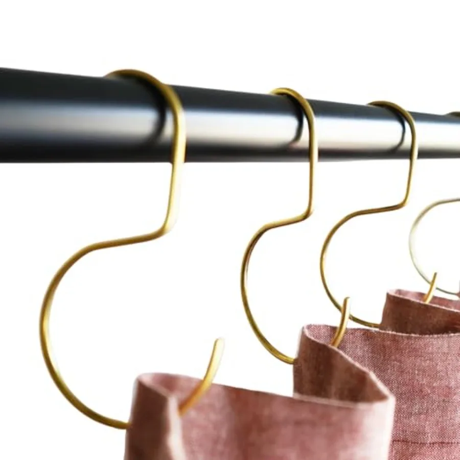 Minimalistic Shower Curtain Hooks Stainless Steel Brass Black meatal S Hook Curtain Rings Jean Hook Purse Bag Closest Hanger -
Minimalistic Shower Curtain Hooks Stainless Steel Brass Black meatal S Hook Curtain Rings Jean Hook Purse Bag Closest Hanger -