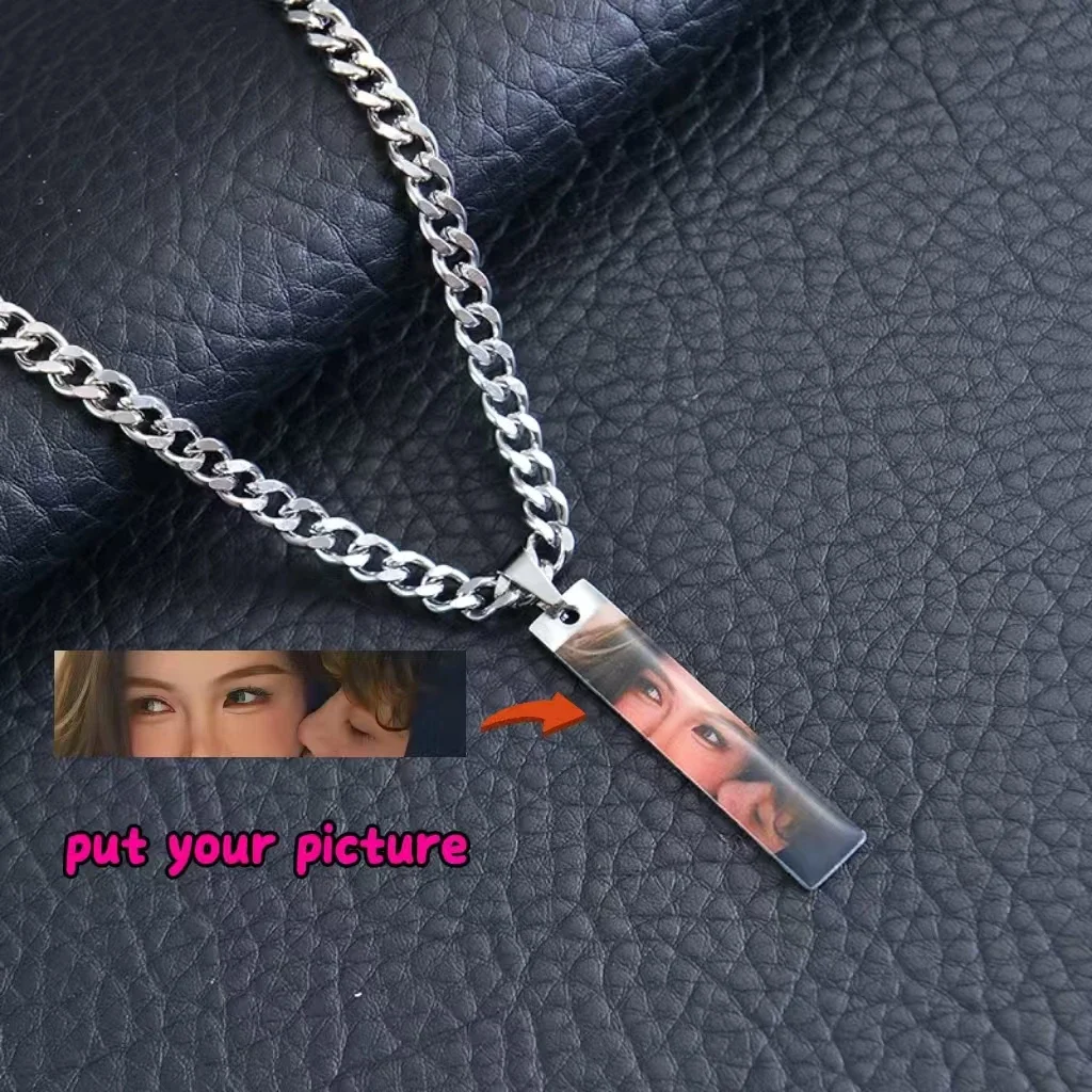 Personalize Photo Necklace Coloured Eye/Half Face Engraving Necklaces Couples Necklace With Customized Name Valentine's Day Gift 
Personalize Photo Necklace Coloured Eye/Half Face Engraving Necklaces Couples Necklace With Customized Name Valentine's Day Gift