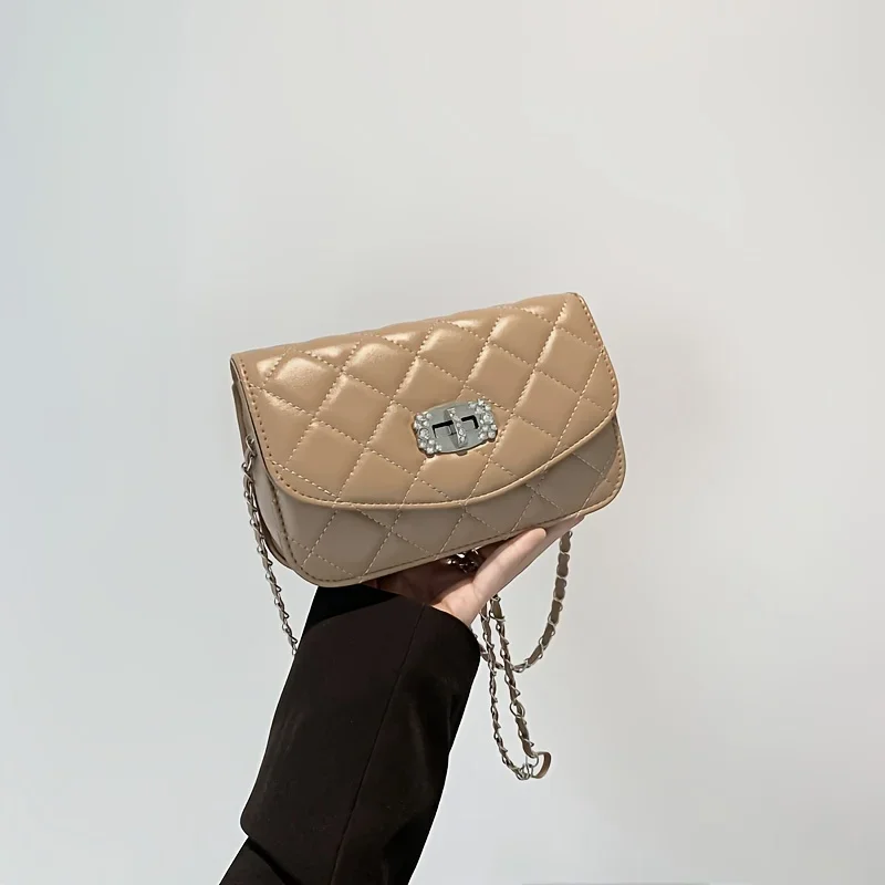 Quilted Ladies Shoulder Bag, Fashion Trendy Casual Crossbody Chain Purse, PU Leather, Small Square Handbag
Quilted Ladies Shoulder Bag, Fashion Trendy Casual Crossbody Chain Purse, PU Leather, Small Square Handbag
