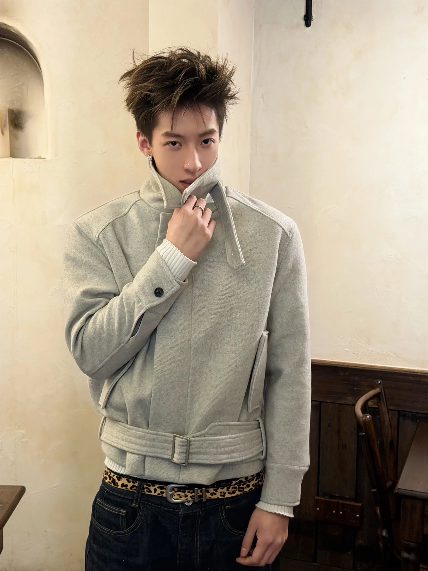 Men's Woolen Jaet Spring Autumn ort Sle Tie Structure Haome Cleanfit American Sle Jaet Youth ular Stand Fit
Men's Woolen Jaet Spring Autumn ort Sle Tie Structure Haome Cleanfit American Sle Jaet Youth ular Stand Fit