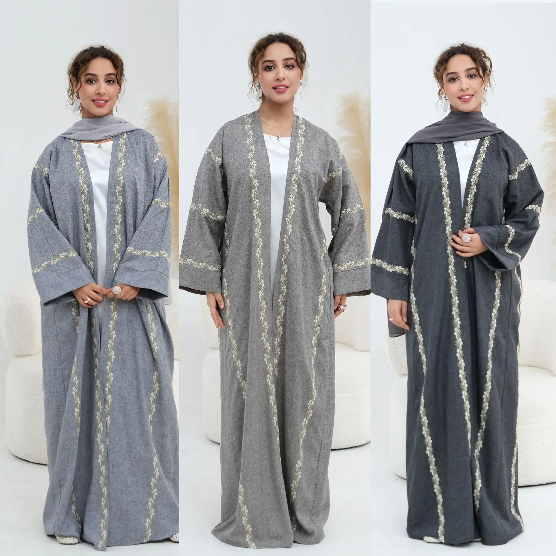 Embroidery Dress for Muslim Women Elegant Dubai Modest Abaya Jalabiya Turkey Kaftan Robe Kebaya Kimono Cardigan Islam Clothing
Embroidery Dress for Muslim Women Elegant Dubai Modest Abaya Jalabiya Turkey Kaftan Robe Kebaya Kimono Cardigan Islam Clothing