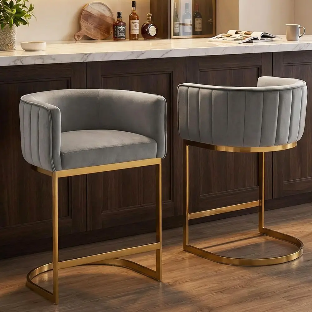 Modern Counter Height Bar Stools Set of 2 for Kitchen Island Velvet Upholstered Barrel Stool Chair with Arm and Golden Metal Le
Modern Counter Height Bar Stools Set of 2 for Kitchen Island Velvet Upholstered Barrel Stool Chair with Arm and Golden Metal Le
