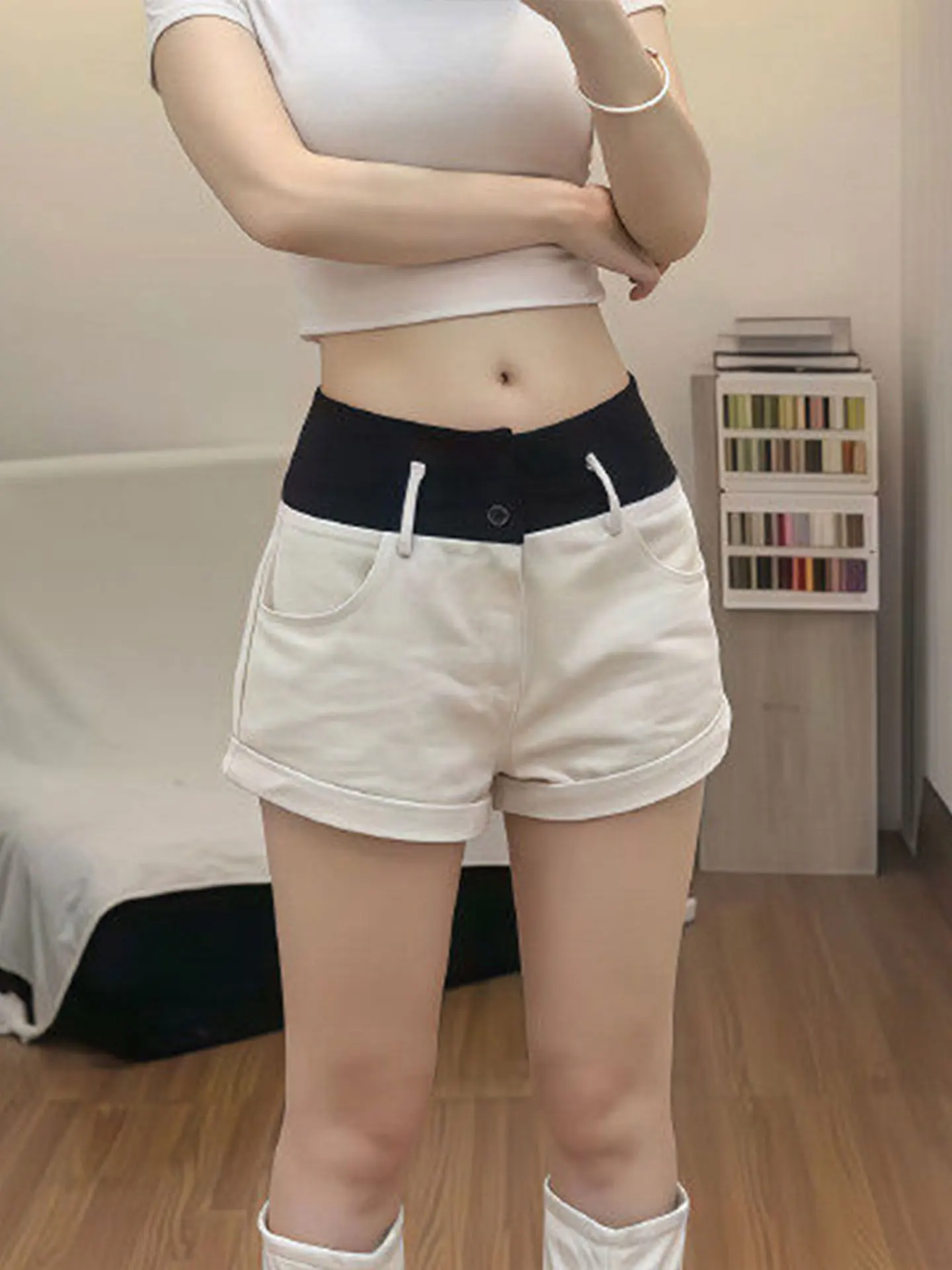 Low Waist Sexy Hot Girl Y2K Color Block Denim Supermodel Pants Women Summer Fashion Trendy Butt Lifting Shorts Breathable
Low Waist Sexy Hot Girl Y2K Color Block Denim Supermodel Pants Women Summer Fashion Trendy Butt Lifting Shorts Breathable