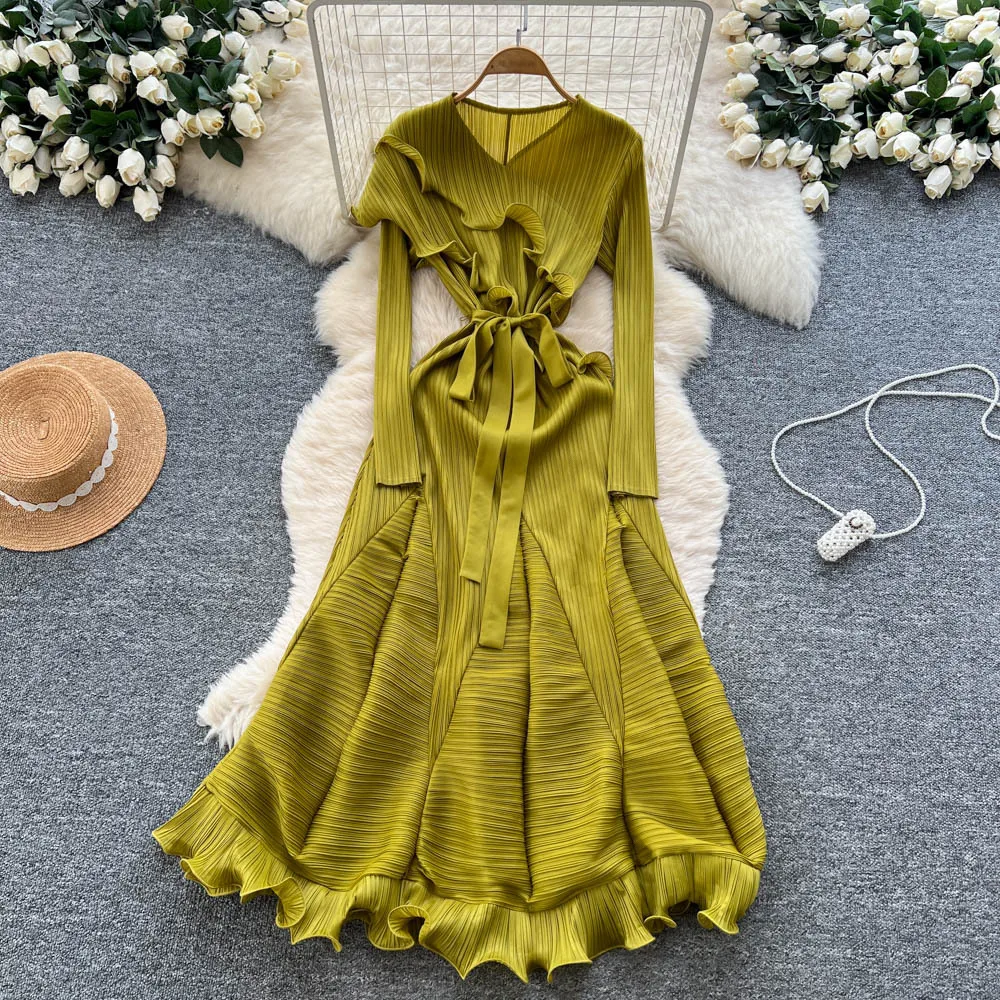 Women Pleat Dresses Ruffle Dress Straps Long Sleeves V Neck Ankle Length Elegant Loose Fit Casual Office Lady 2025 Autumn Winter
Women Pleat Dresses Ruffle Dress Straps Long Sleeves V Neck Ankle Length Elegant Loose Fit Casual Office Lady 2025 Autumn Winter