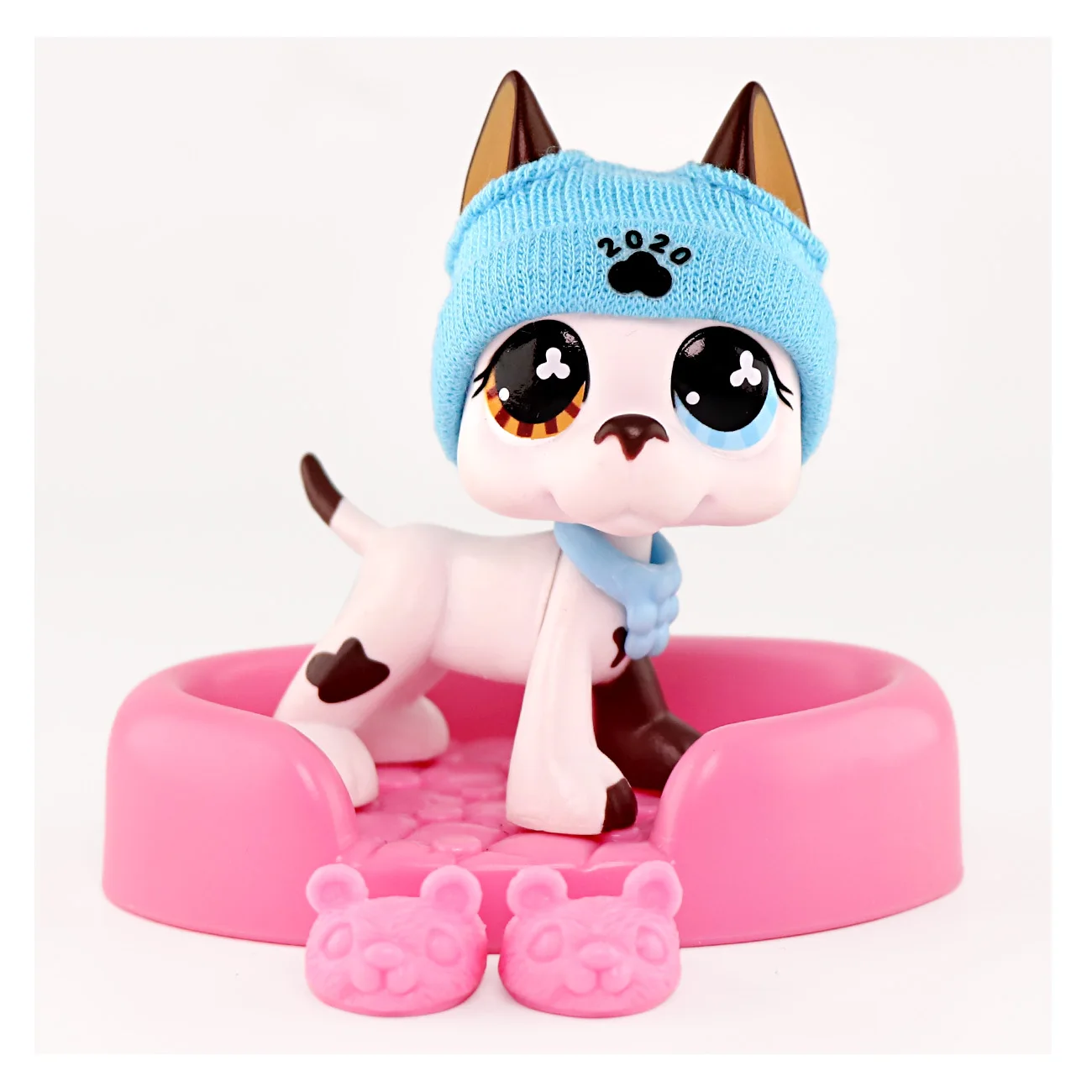 LPS Minilpsshop Bobble Head Toy Great Dane Dog With Accessories Doghouse Shoes Children's Gift for Boy and Gir
LPS Minilpsshop Bobble Head Toy Great Dane Dog With Accessories Doghouse Shoes Children's Gift for Boy and Gir