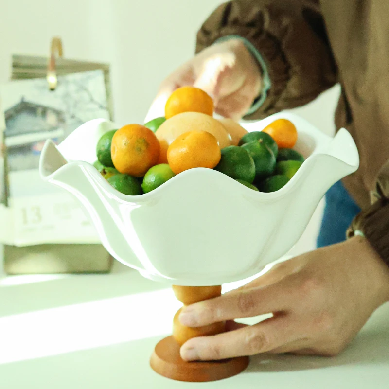 Creative Ceramic Fruit Plate Wave Home Living Room Snacks Candy Box High Footed Fruit Plate New Year High Footed Nut Bowl
Creative Ceramic Fruit Plate Wave Home Living Room Snacks Candy Box High Footed Fruit Plate New Year High Footed Nut Bowl